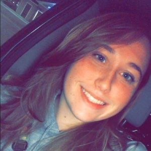 Meet your Posher, Julianna